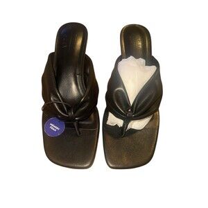 APT. 9 Vannah Black Memory Foam Kitten Heel Thong Sandals Women’s 8.5M NIB